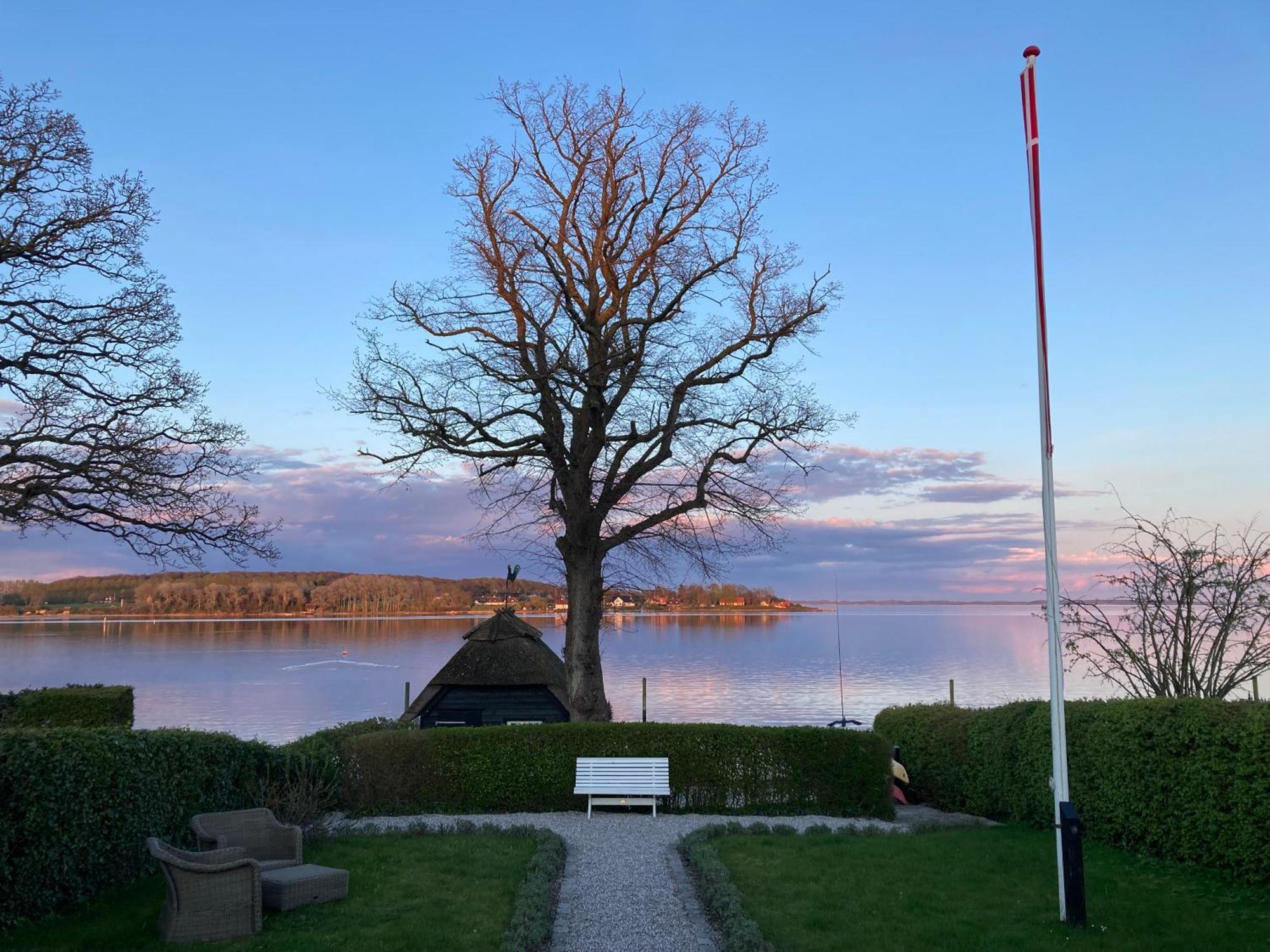 Troense Bed And Breakfast By The Sea Svendborg Extérieur photo